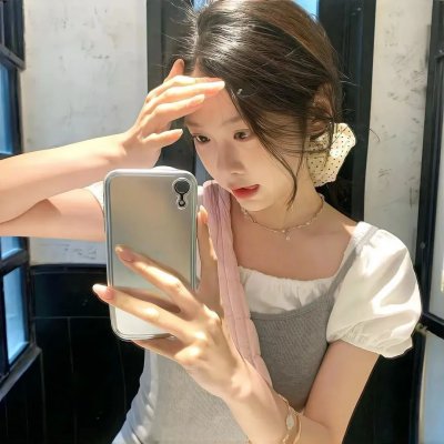 滑板女孩